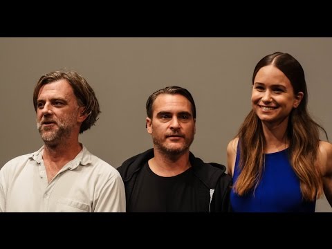 NYFF52: Inherent Vice Press Conference | Paul Thomas Anderson + Cast