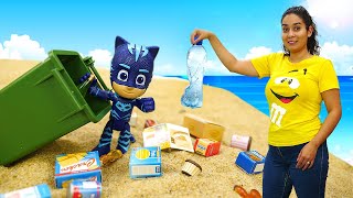 Spielzeug Video für Kinder auf Deutsch. Catboy und seine Freunde am Strand. Was ist Recycling?