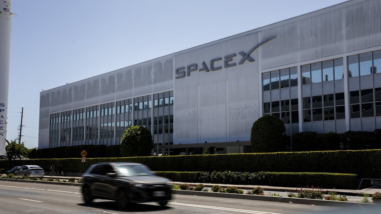 SpaceX Said to Pursue 2026 IPO, Raising Far Above  Billion