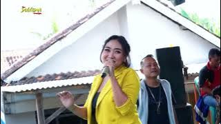 RUNGKAD - VOC. PUTRI MARCOPOLLO  // PANDAWA SHOOTING // DINNADHA LIVE SIANDONG - LARANGAN