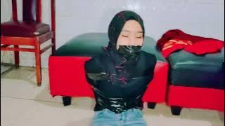 Bondage Indo diikat dan disumpal #hijab  #escapechallenge #ducktape 