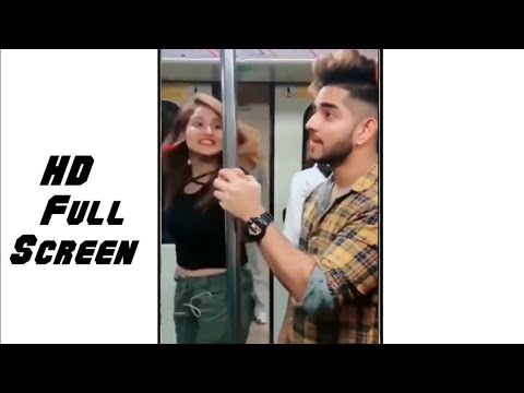 reel viral couple | metro train love video | reel love video in metro train