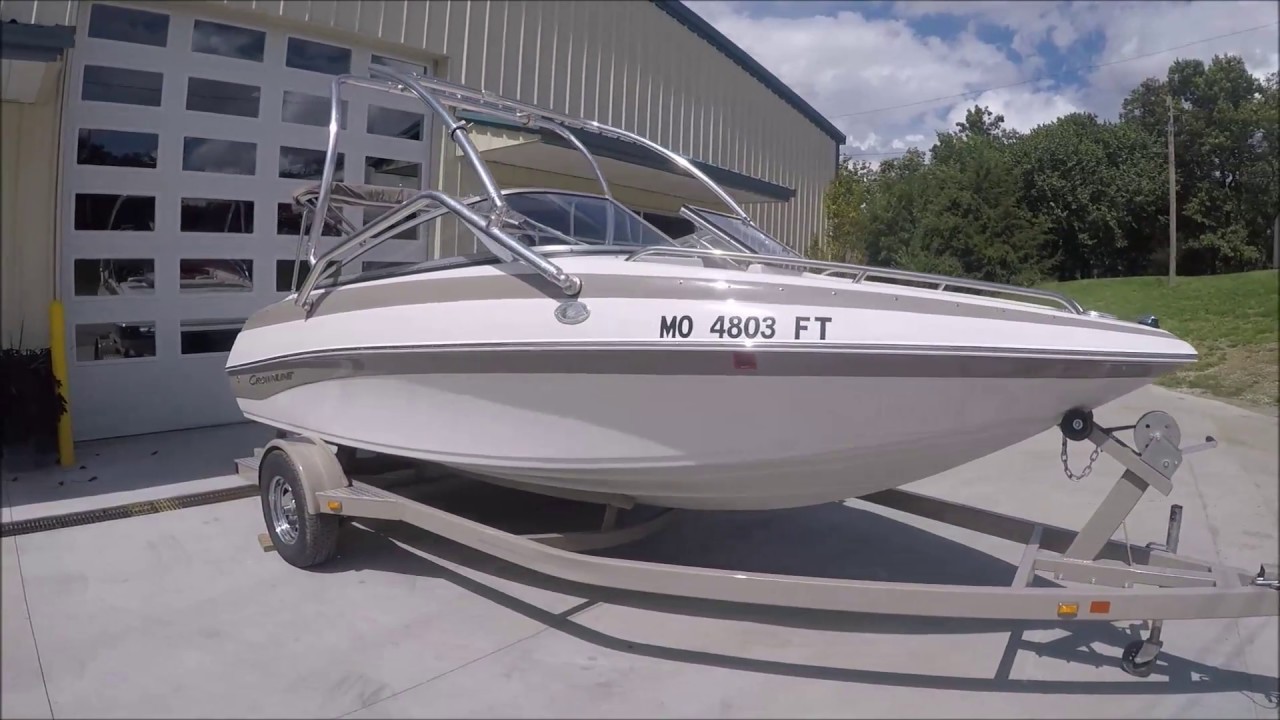 For Sale: 2011 Crownline 18ss