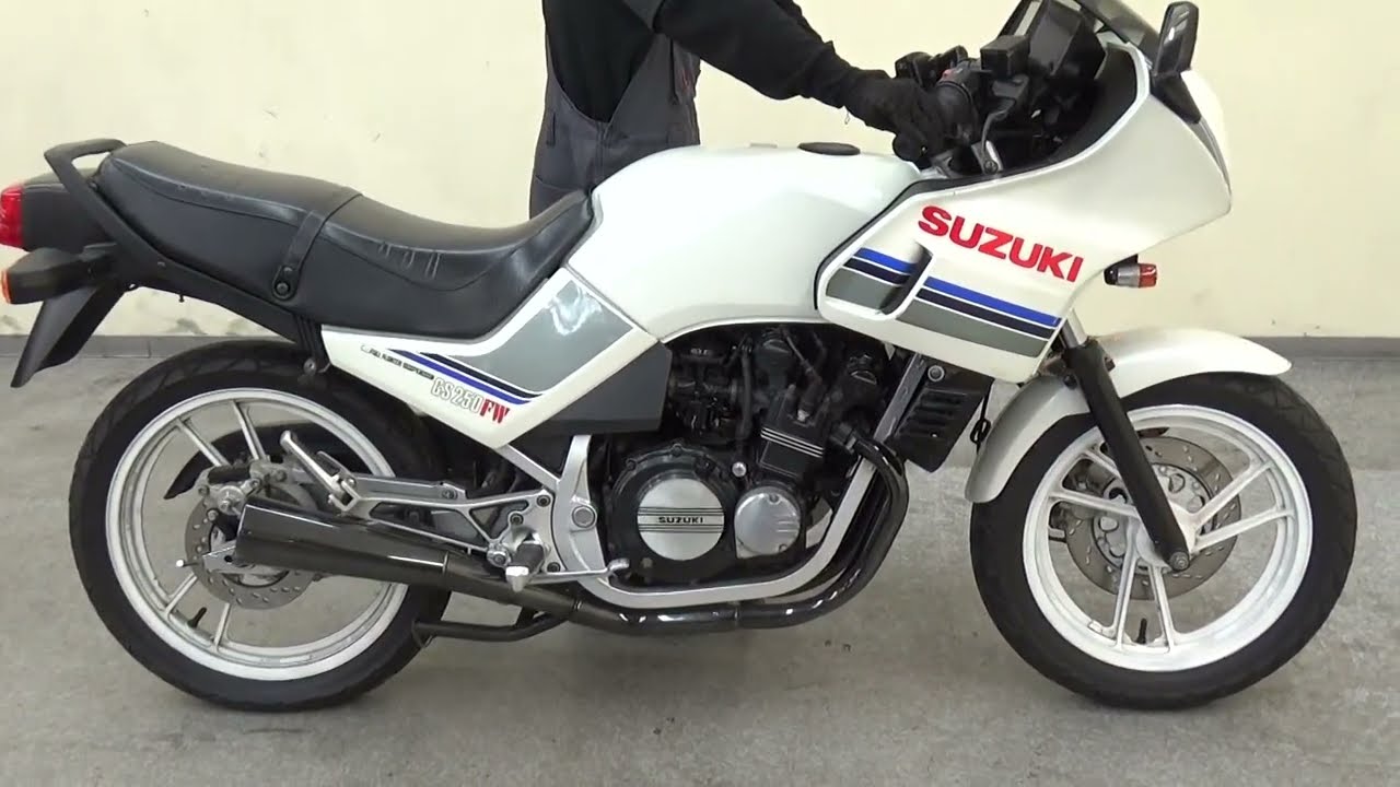 2100011595088 GS250FW - YouTube