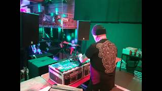 Suburbass @ Frequency 01 (live tekno indus)