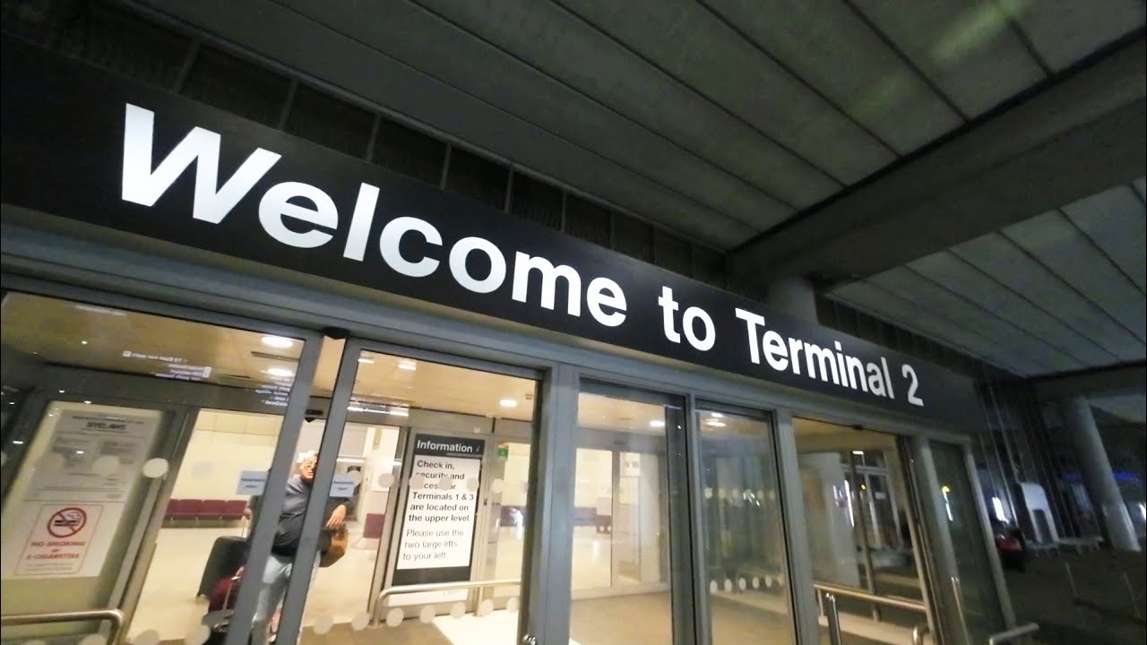 HOLIDAY INN TERMINAL 2 MANCHESTER AIRPORT YouTube holiday-inn-terminal-2-manchester-airport-youtube