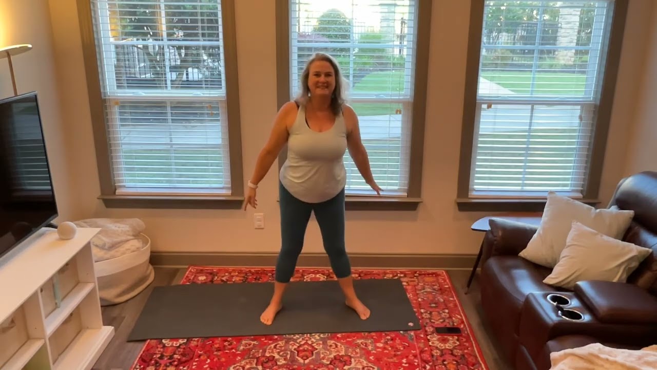 Core centric vinyasa flow for seniors! 20 minutes 