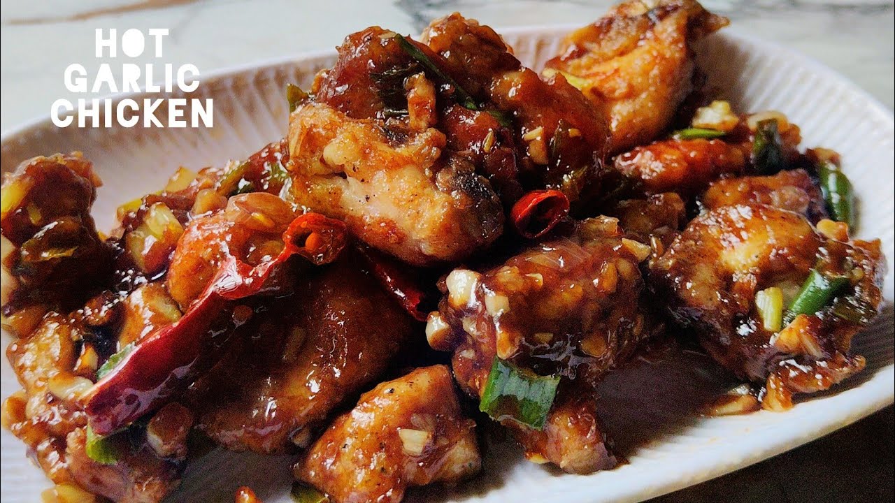Hot Garlic Chicken: বেশি বেশি রসুন দিয়ে এই শীতে গার্লিক চিকেন বানিয়ে দেখুন