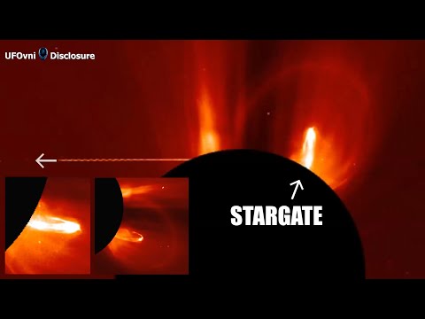 Space Probe SOHO Photographs "Huge Spaceship" Alien Using The Sun As A Stargate.