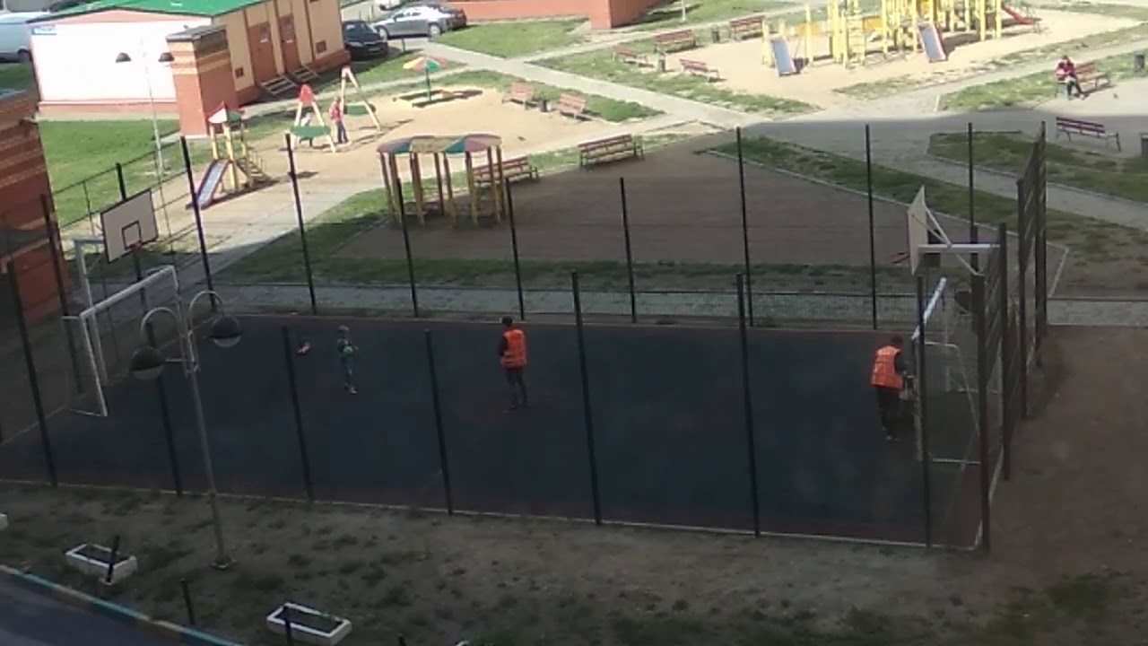 Работа дворников г.котельники мкр Южный дом 8 - YouTube