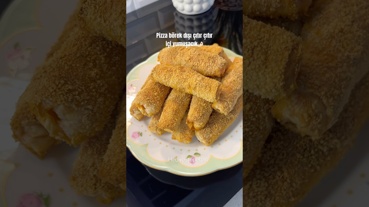 Pizza börek Favori böreklerin arasına girecek Pizza börek Favori böreklerin arasına girecek