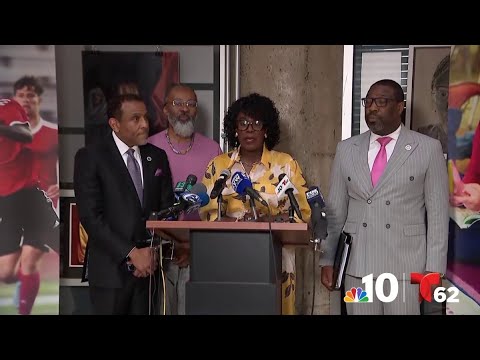 Mayor Parker announces solution to prevent Philly school cuts