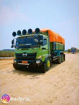 STORY WHATSAPP ARTIS PANCUR GADING