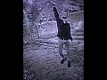 الحياه لا تستحق الحزن الحياه لا تستحق الحزن