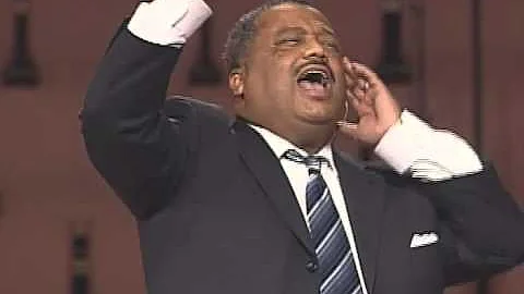 2013 | SBC President, Fred Luter, preaching at Oak Cliff Bible Fellowship