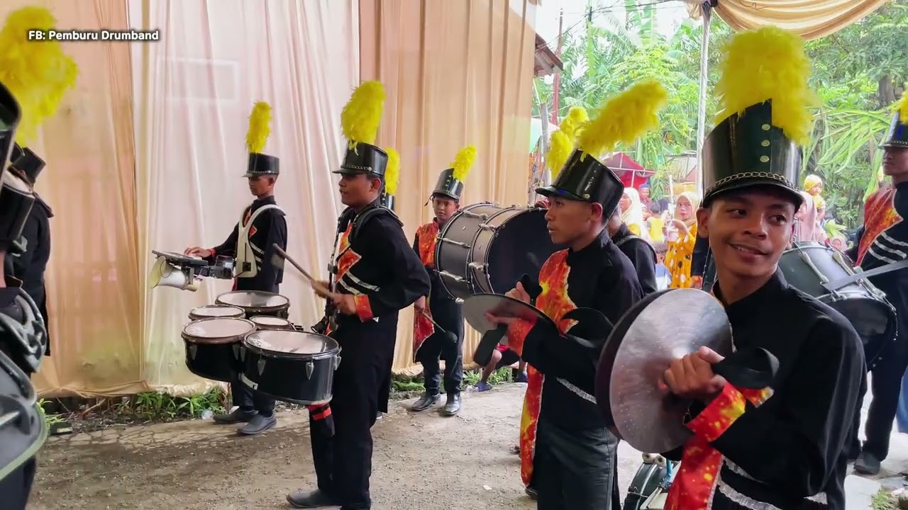 Gala-Gala voc Deva - Marchingband Dwijaswara, Pasuruan