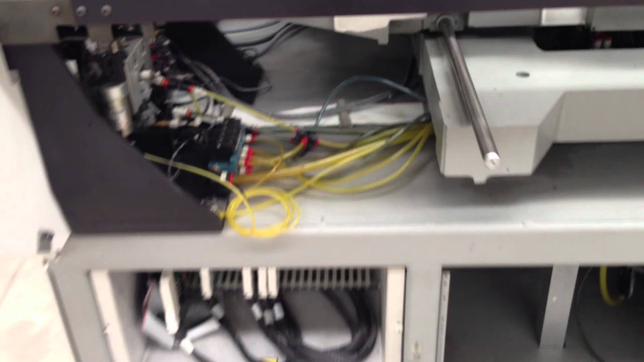 maquinaria UNIVERSAL 6241F