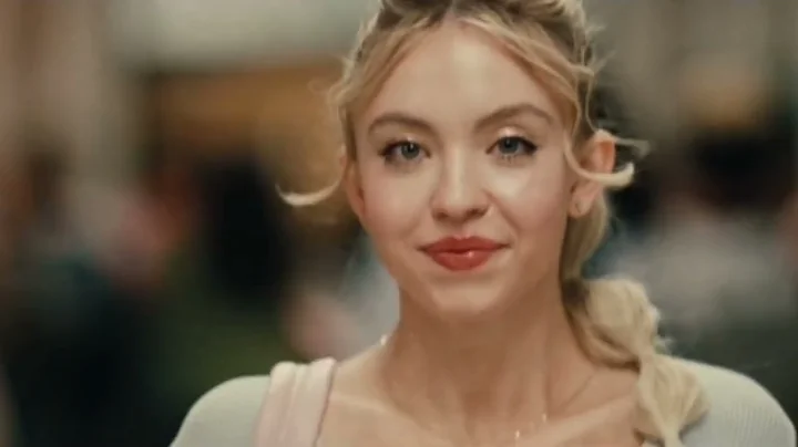 Cassie finally gets the attention of Nate - EUPHORIA Season 2 EP 3