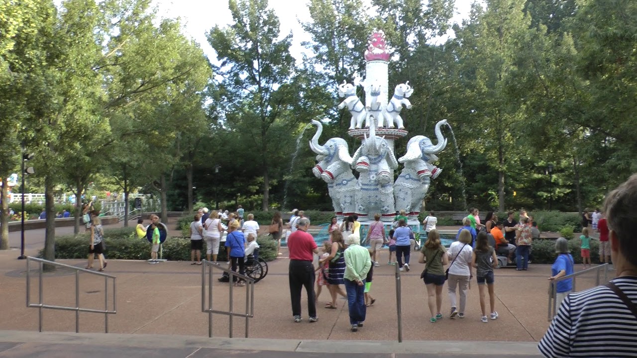 Scenes From St Louis Missouri Botanical Gardens Lantern Festival