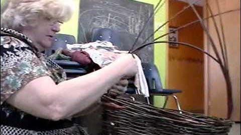 Nancy Today: Teaching how to make a basket handle ASMR basketmaking (basket making tutorial)