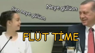 Bir çocuk flüt çalıyor ve herkesin kulağı ağlıyor külliyenin taşları titriyor Resimi