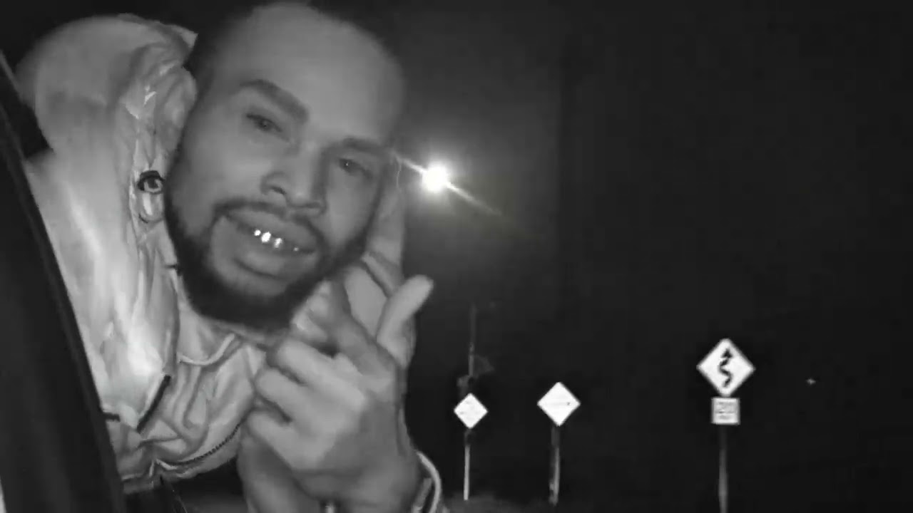 Guarda GOLDEN (Official Music Video) - Favour Abel su YouTube Guarda GOLDEN (Official Music Video) - Favour Abel su YouTube