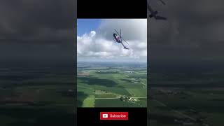 Increíble acrobacia de un helicóptero #shorts