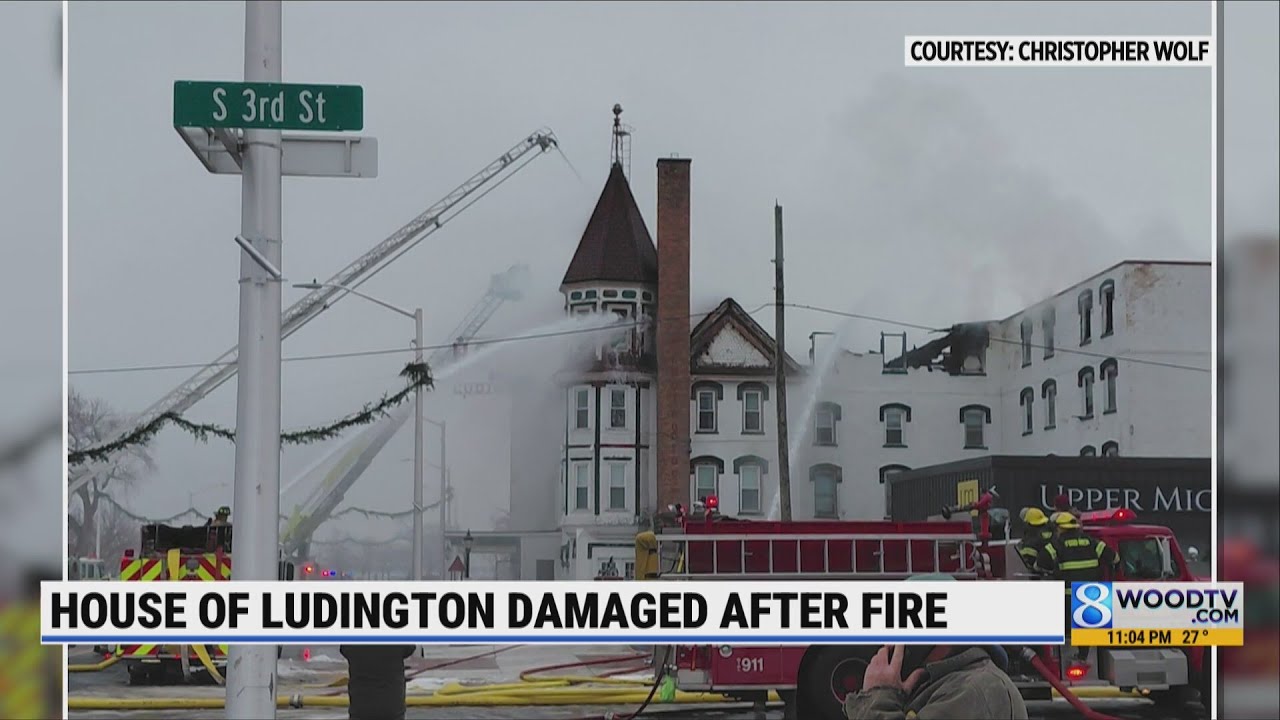 Historic UP hotel damaged in large fire - YouTube