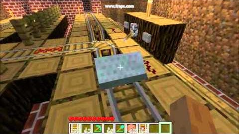 Minecraft Underground Subway Station with Empty cart detection