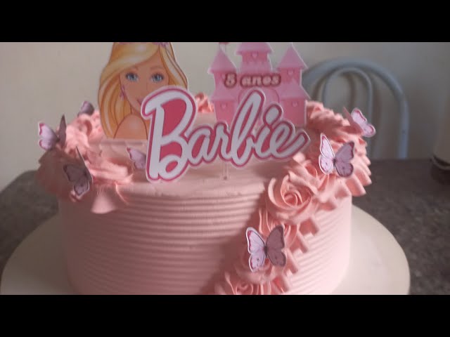 Delícias da Moh - Uma princesa comemorando seus 6 anos com bolo Barbie