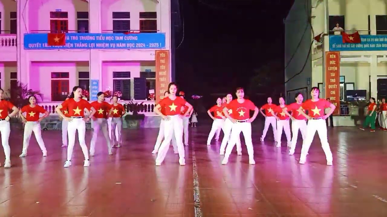 Tổ Quốc gọi tên mình.