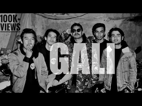 Screaming Marionette - Gali (Official Music Video)