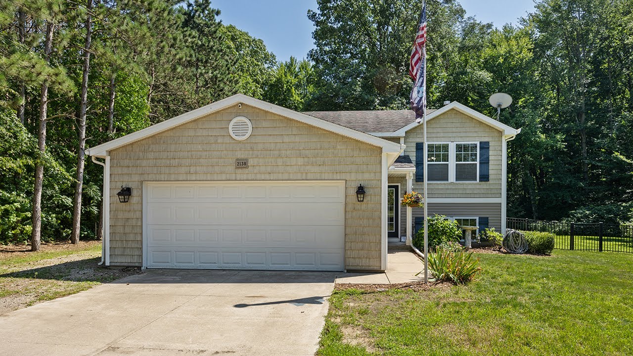 2138 142nd Ave Dorr, MI 49323 - YouTube