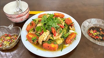 | Cùng vào bếp làm món mực xào cà chua dưa leo với mình nha | - #27