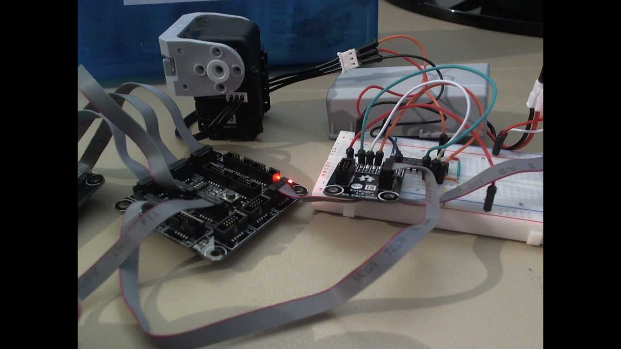 Using AX12 servo with a Spider Gadgeteer - YouTube