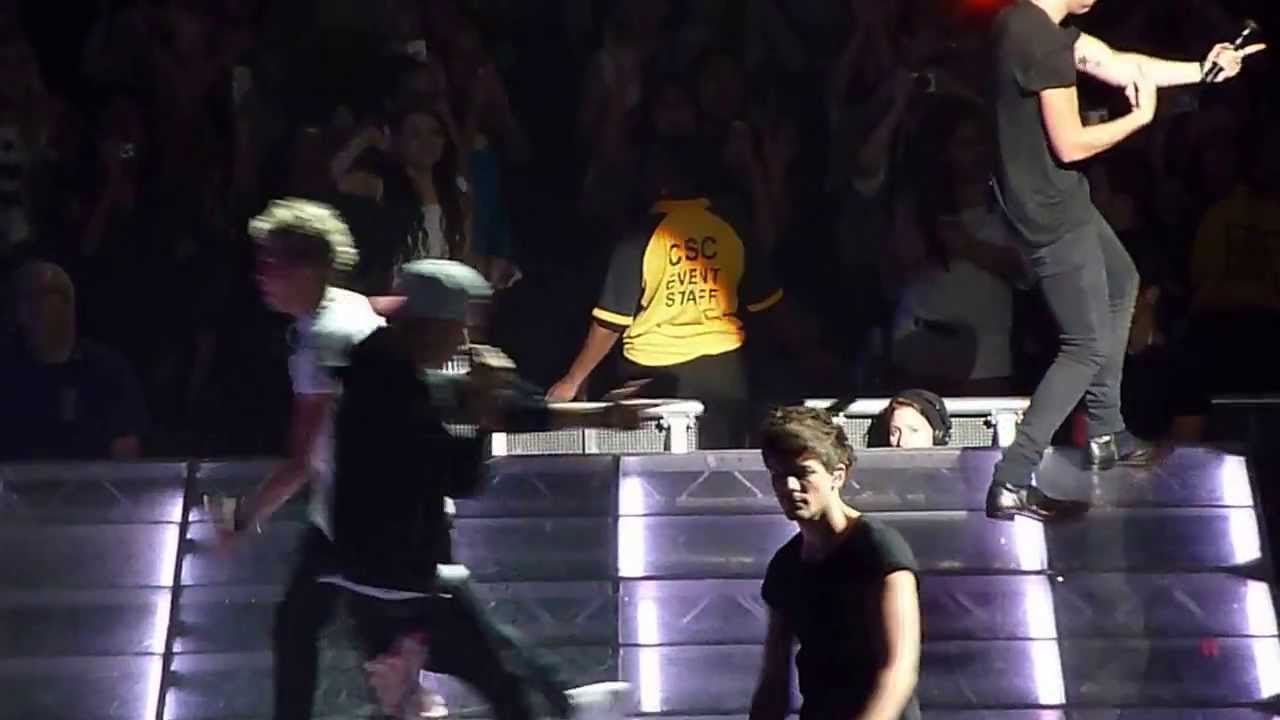 One Way or Another - One Direction (Washington DC 6/23/13)