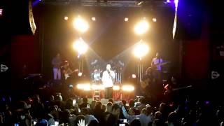 JOLLY JOKER KORAY AVCİ ASK SANA BENZER Resimi