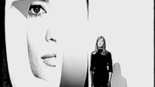 Video thumbnail of "Françoise Hardy - Les feuilles mortes"