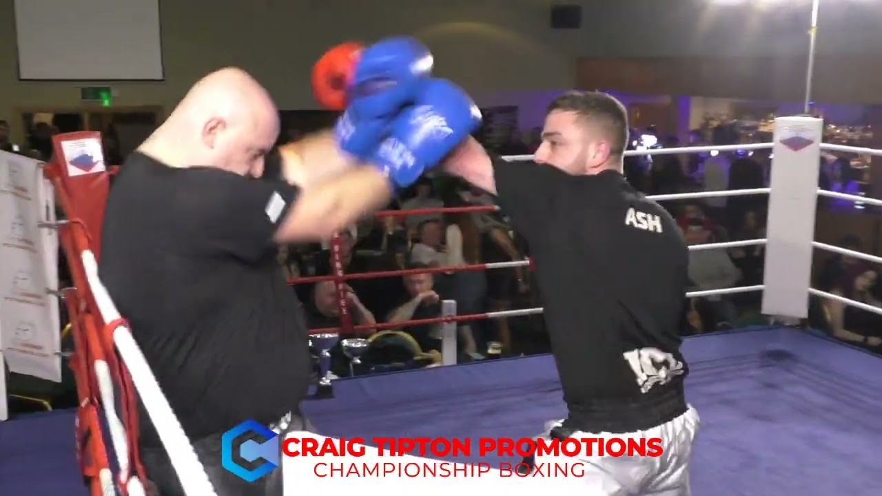 Rise of the Fighter 13 Ash  Wright V Luke Morton