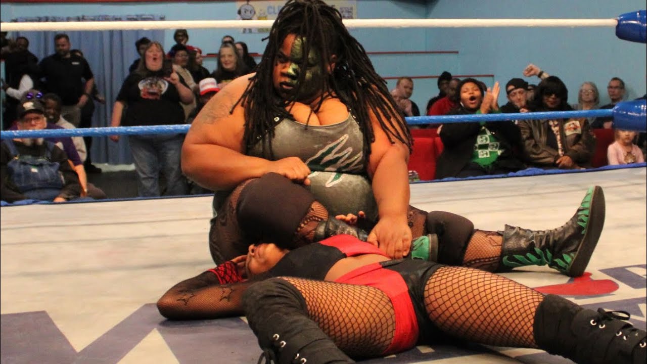 C-Rex против KJ Rockett с Севен | MEMPHIS RESTLING