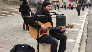 Willie Nelson, On the road Again (by Russell Stageman) - Busking in the Streets of Brussels, Belgium chords