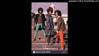 MARTHA REEVES &amp; THE VANDELLAS - HONEY CHILE