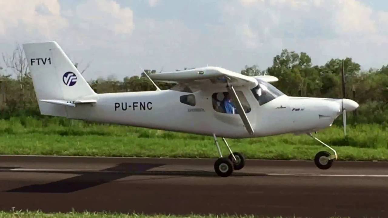 first flight of the flyer f600 ng light sport airplane youtube flyer pelican 500br