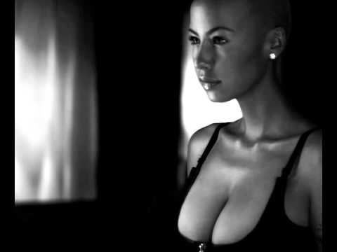 Amber Rose Does Foxxhole Radio with Jamie Foxx (Pa...