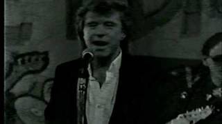 Video thumbnail of "Dave Edmunds - The Wanderer"