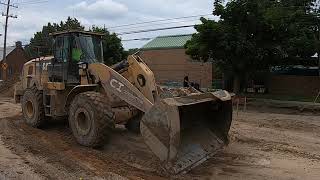Caterpillar 950m Wheel Loader In Action - Fix the Damn Roads Governor Whitmer - Plymouth - Michigan