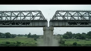 Massive Bridge Collapse Caught on Camera 🌉💥