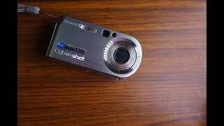Digicams are making a comeback! Reviewing the 2005 Sony DSC-P200