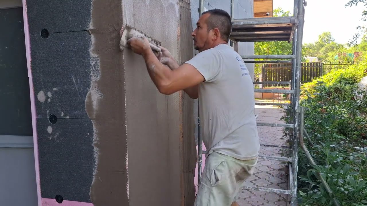 Cum se aplică corect adezivul cu plasă pe un termosistem / totul de la A la Z