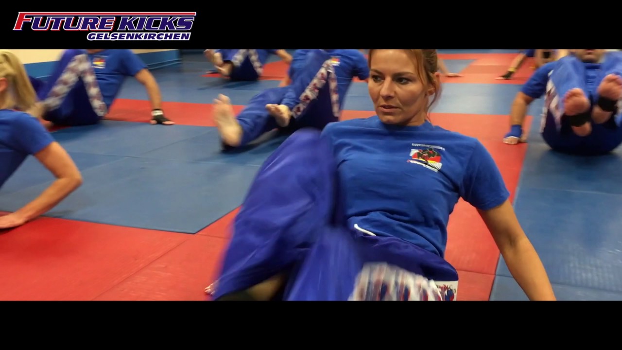Future Kicks Gelsenkirchen Kickboxing Erwachsene - YouTube